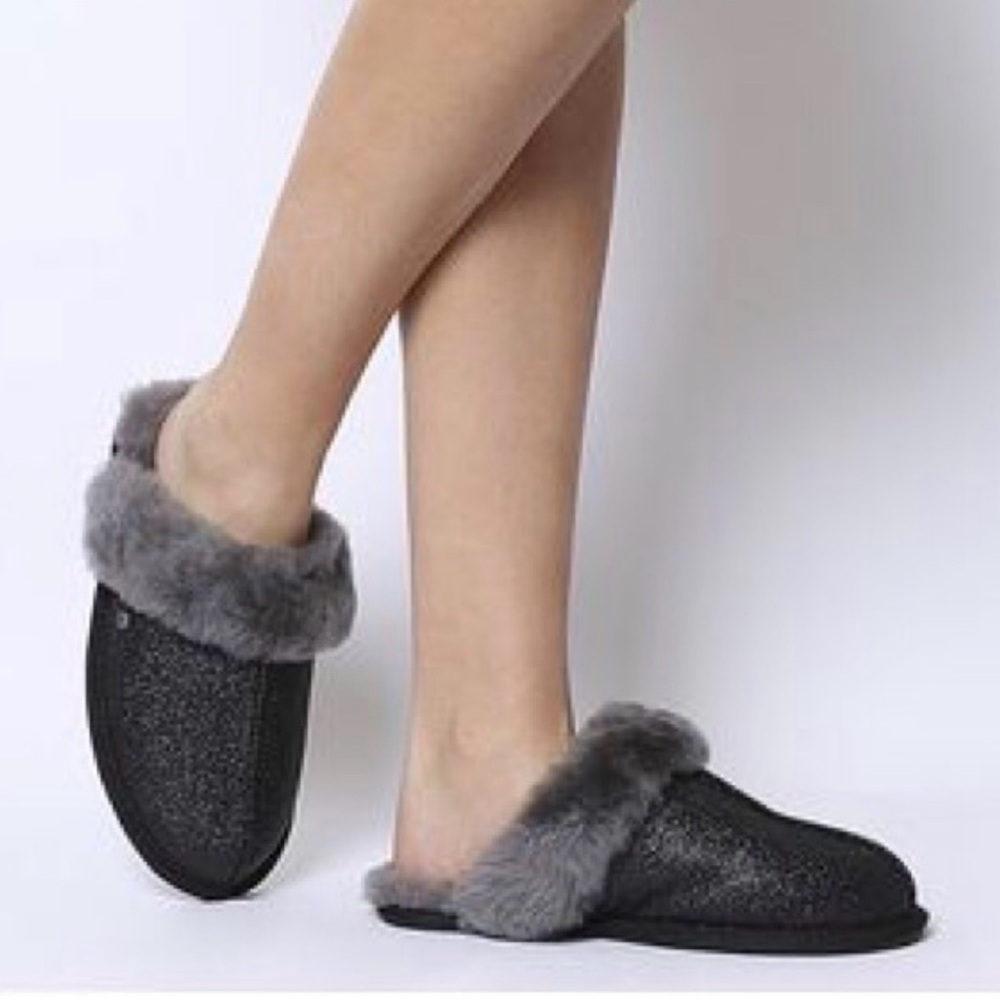 UGG SCUFFETTE II SPARKLE BLACK WOOL SHEARLING LINED SLIPPERS‎ Women's US 9 GUC